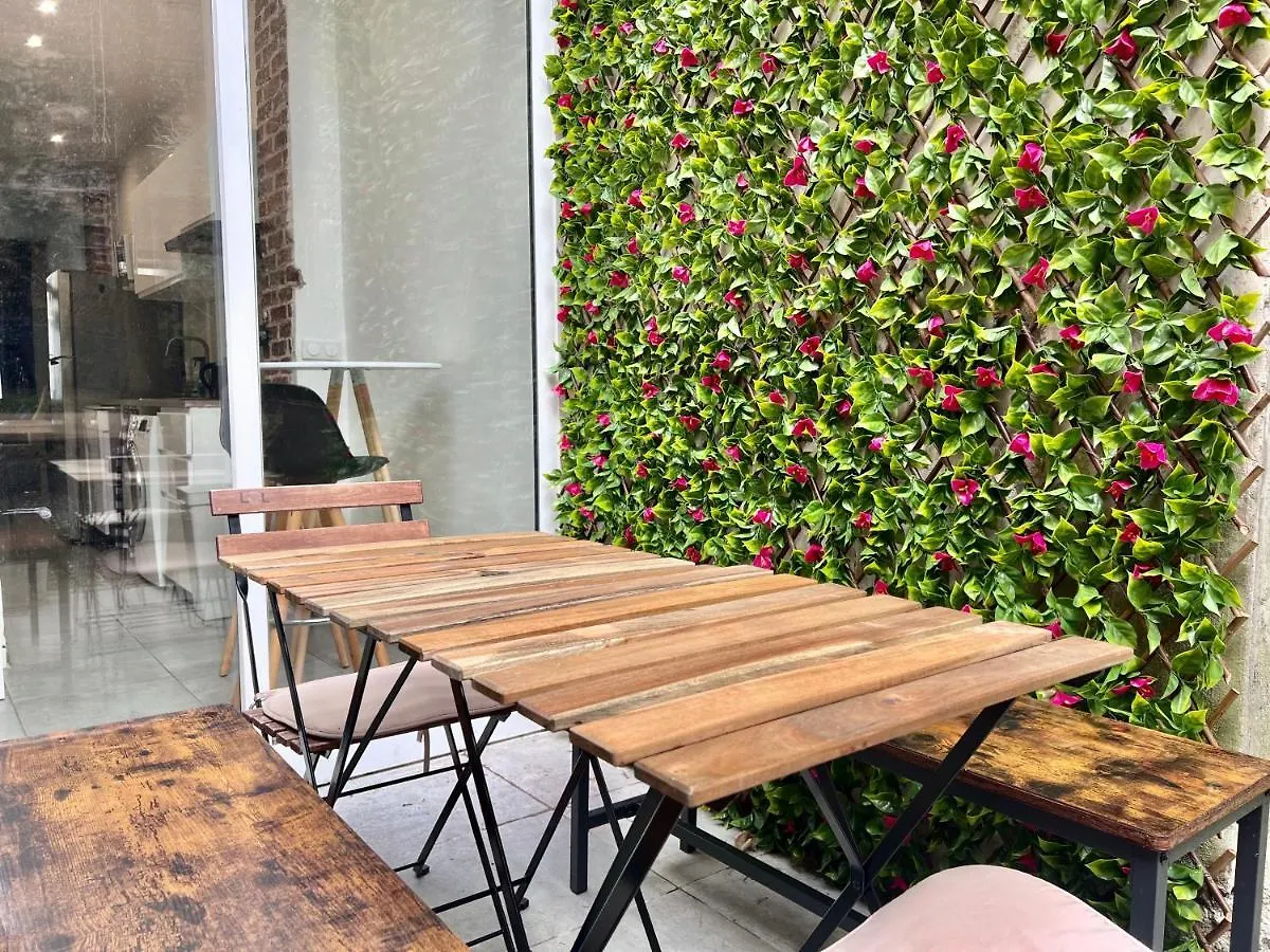 Rare! Private Garden In Paris, Close To Sacre Coeur Basilica! France